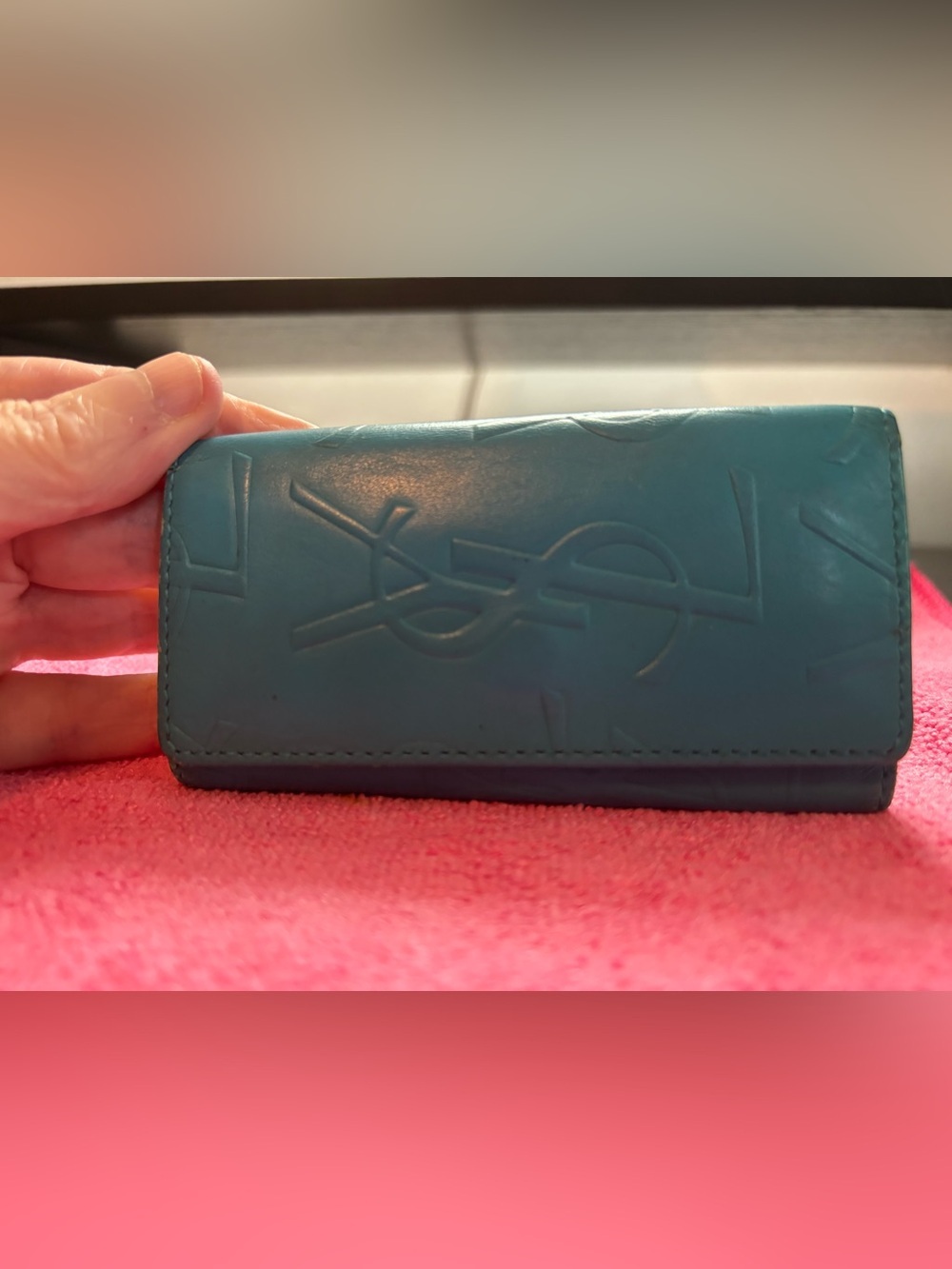 Authentic Vintage YSL Belle du Jour Embossed Leather Key Case – Turquoise Blue